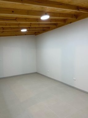 salón iluminado